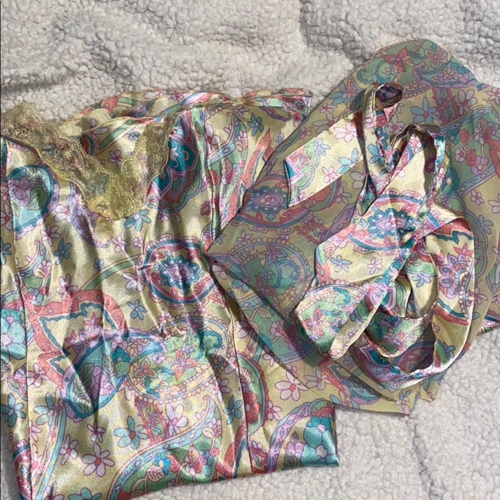 DELICATES sleepwear set